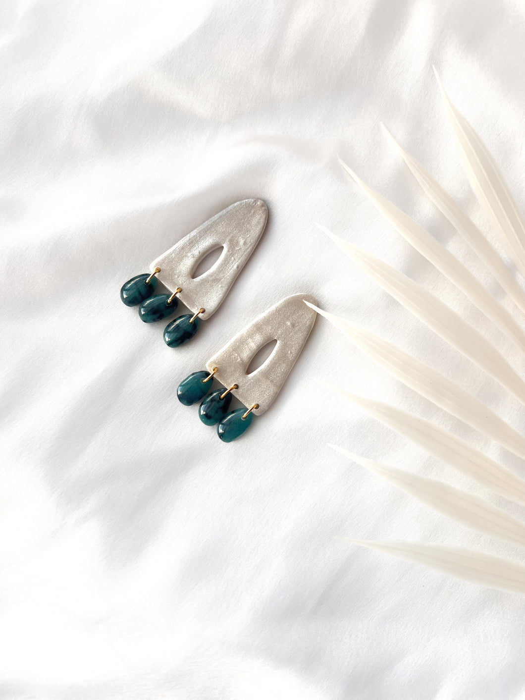 Lottie- Pearl & Teal Marble